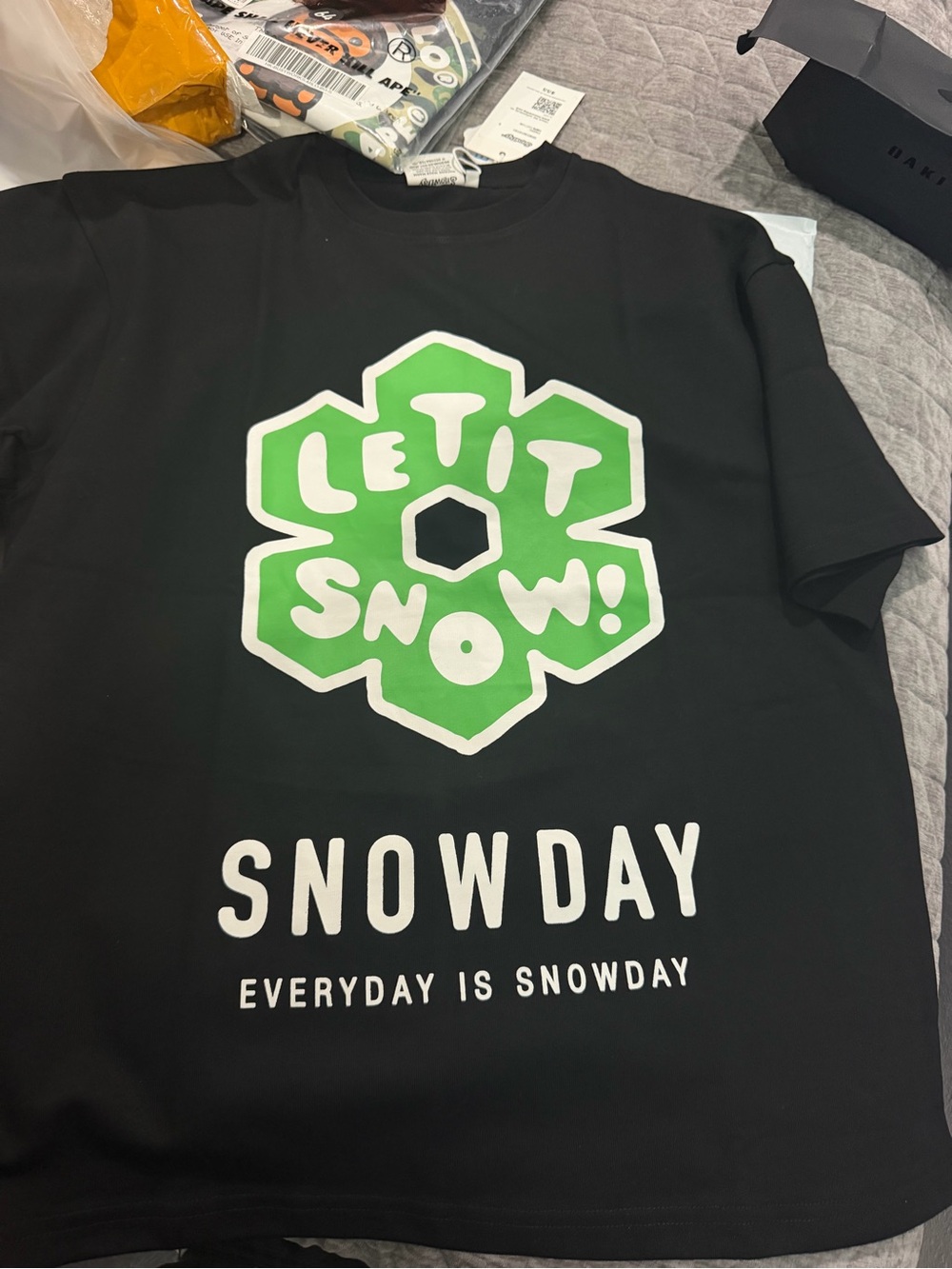 'Snowday Let It Snow' Graphic Tee - Black & Green
